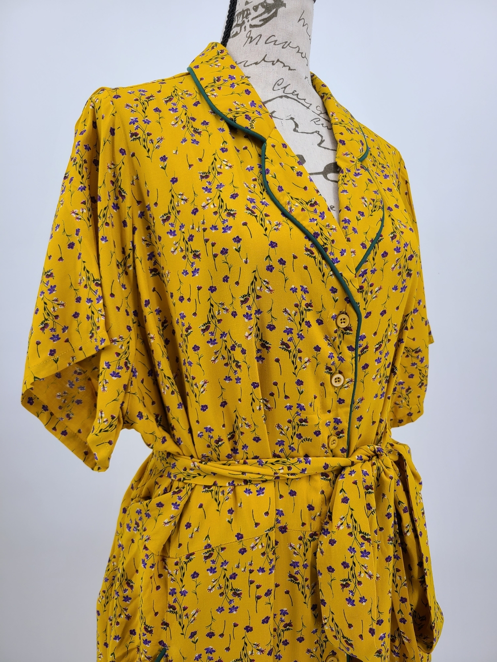 ModCloth Yellow Floral Button-Front Tie Waist Shirt Dress Size 3X